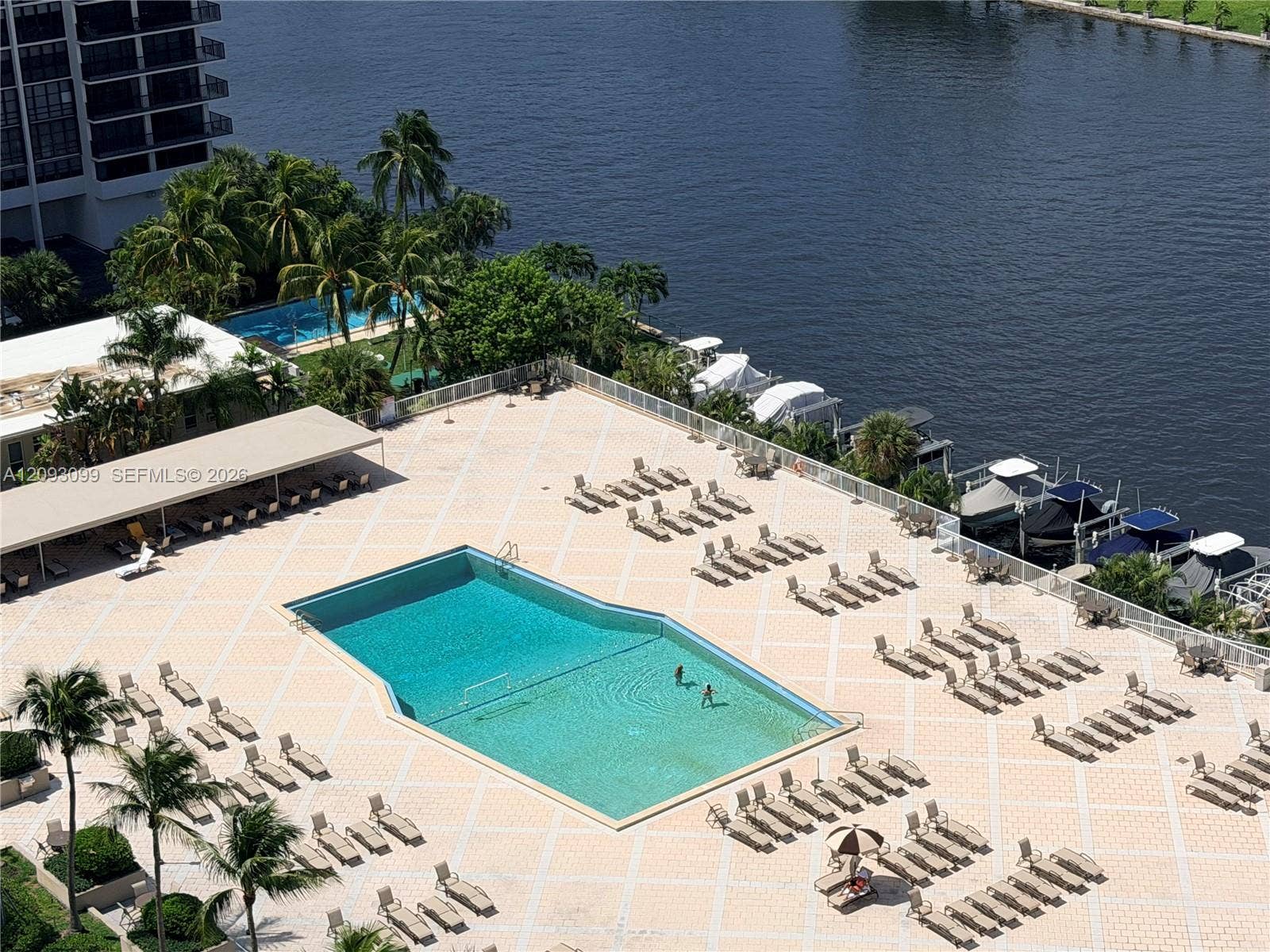 1965 S Ocean Drive, #18C, Hallandale Beach, FL 33009 Bayside pool