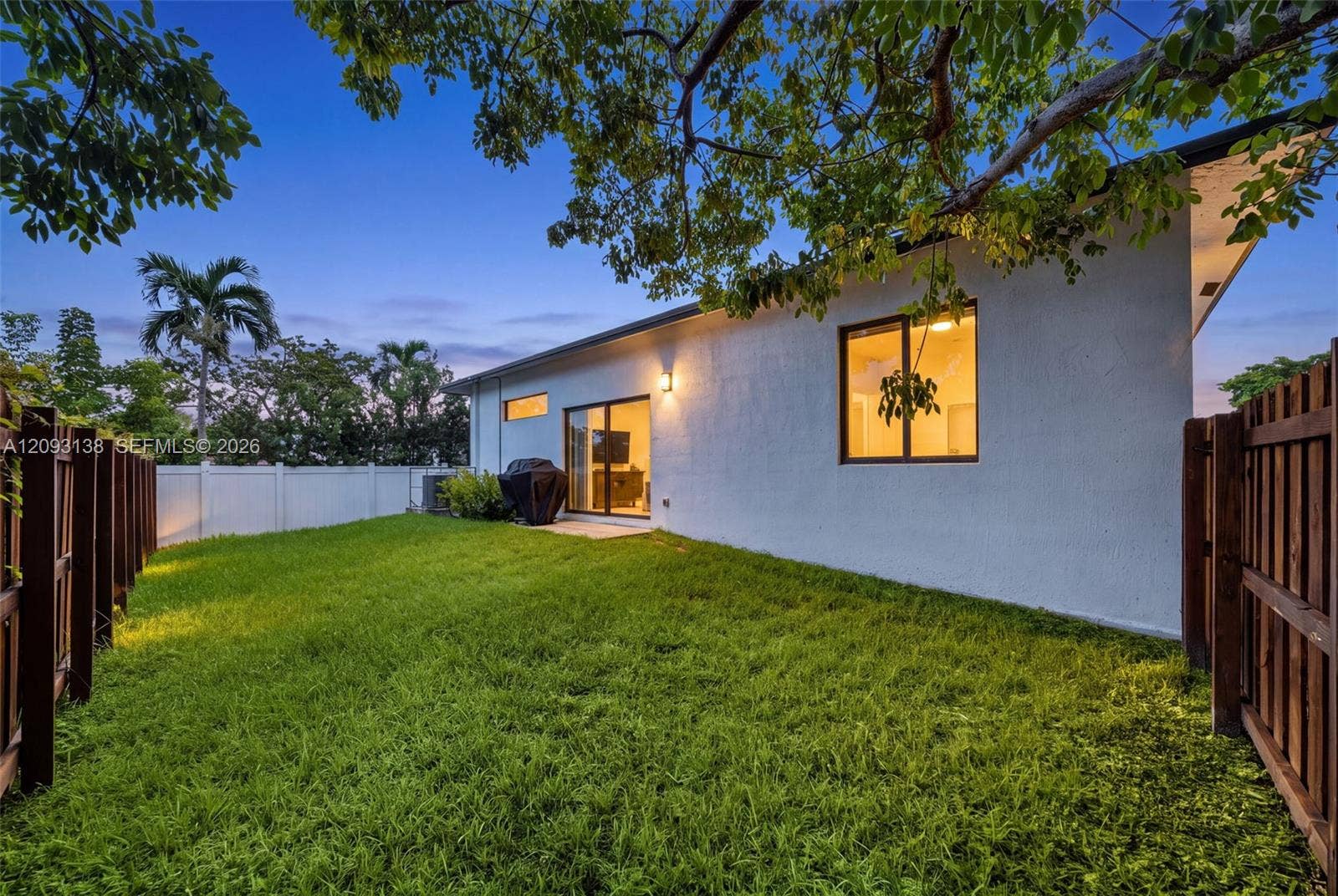 808 NW 5th Terrace, Hallandale Beach, FL 33009 Photo 26