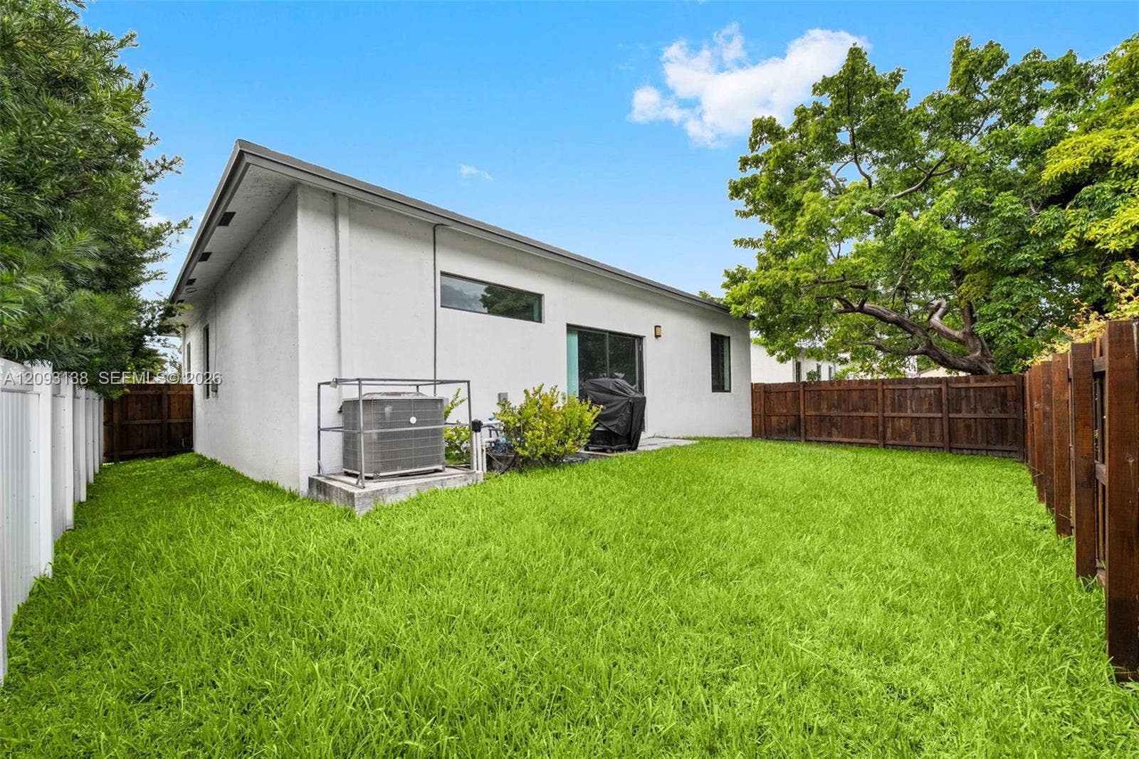 808 NW 5th Terrace, Hallandale Beach, FL 33009 Photo 29