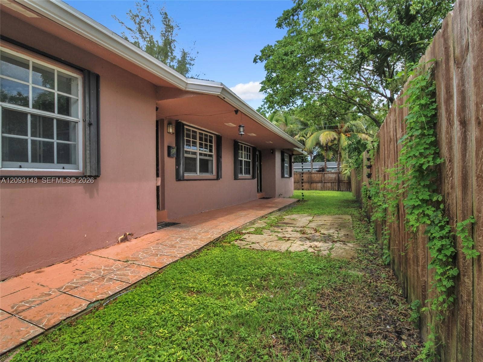 401 SW 403 4th Terrace, Hallandale Beach, FL 33009 Photo 8