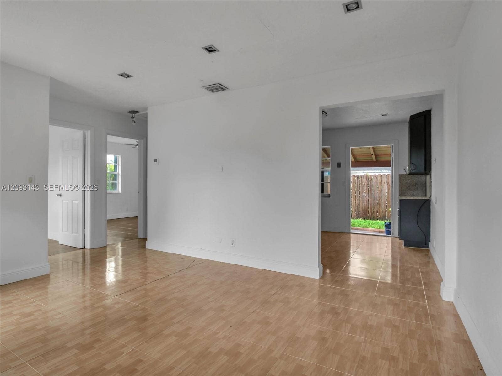 401 SW 403 4th Terrace, Hallandale Beach, FL 33009 Photo 10