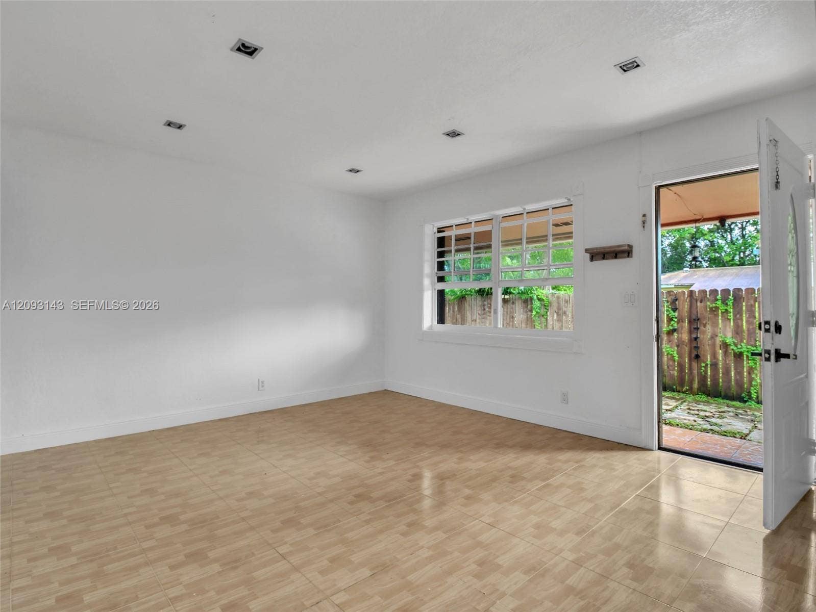 401 SW 403 4th Terrace, Hallandale Beach, FL 33009 Photo 12