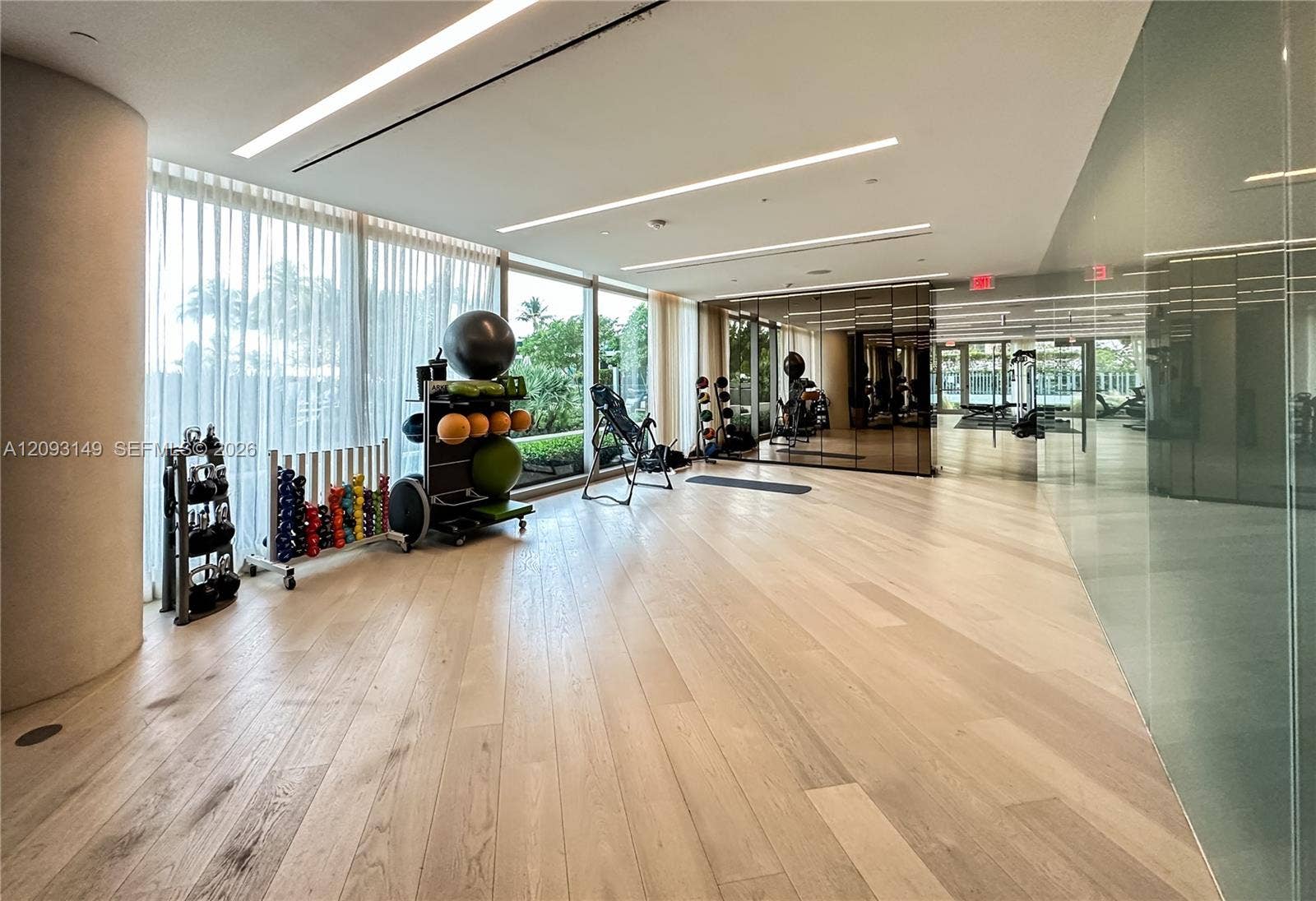 10201 Collins Avenue, #705, Bal Harbour, FL 33154 Photo 36