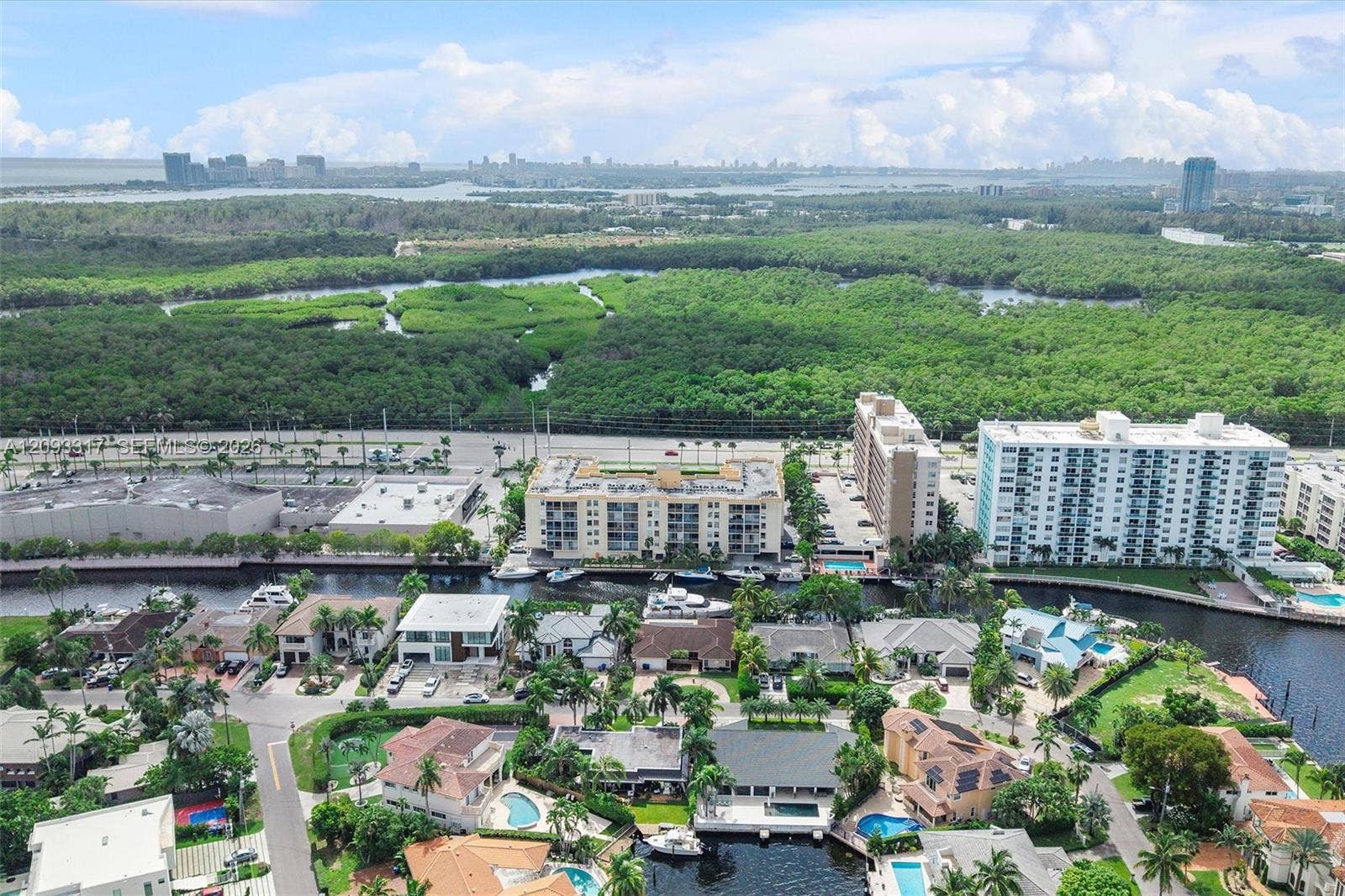 2935 NE 163rd Street, #5P, North Miami Beach, FL 33160 Photo 29
