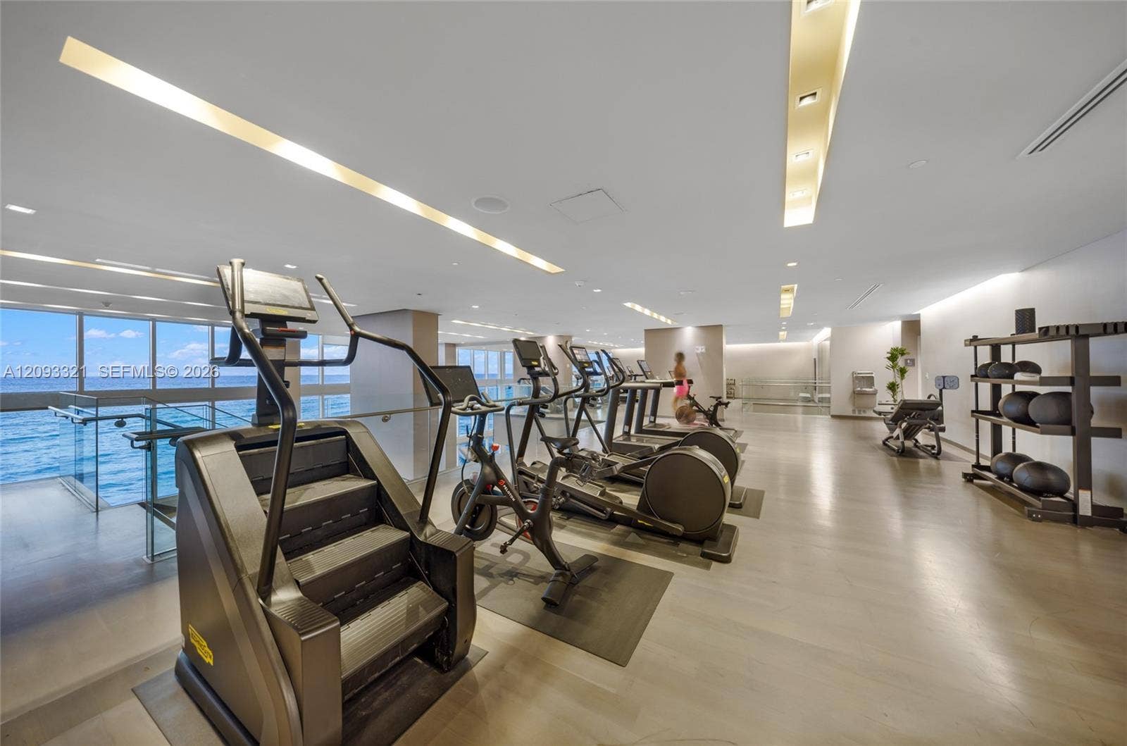 1830 S Ocean Drive, #2808, Hallandale Beach, Hallandale Beach, FL 33009 Photo 5