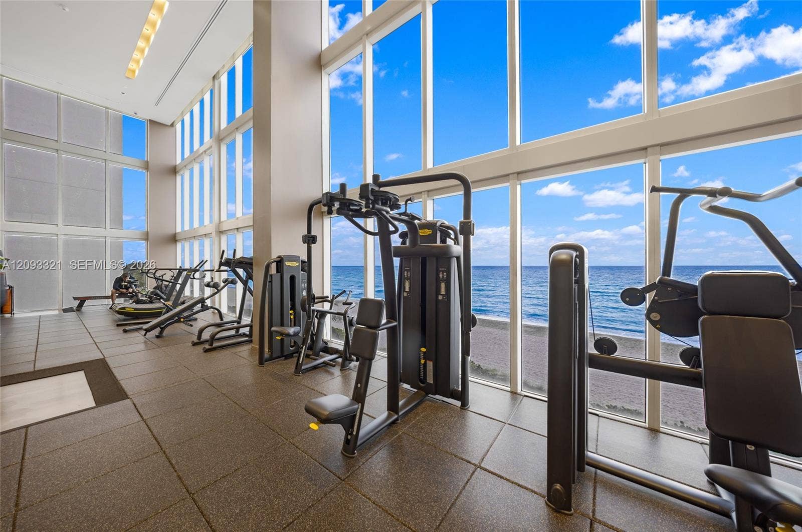 1830 S Ocean Drive, #2808, Hallandale Beach, Hallandale Beach, FL 33009 Photo 1