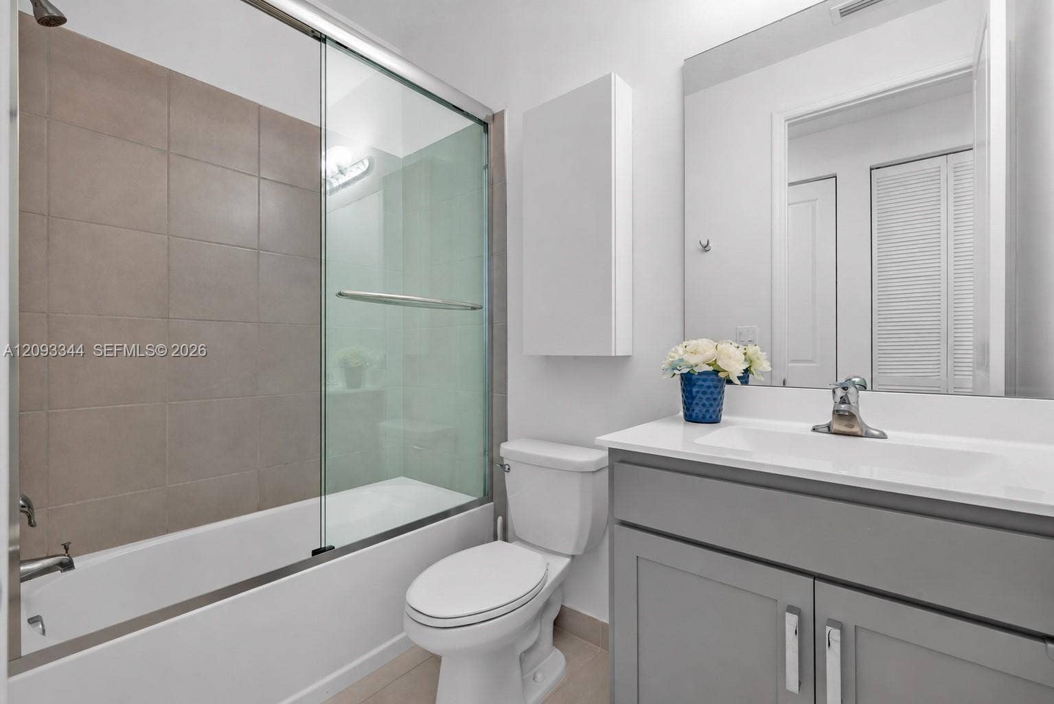 4242 Rosa Drive, Deerfield Beach, FL 33064 Guest BD