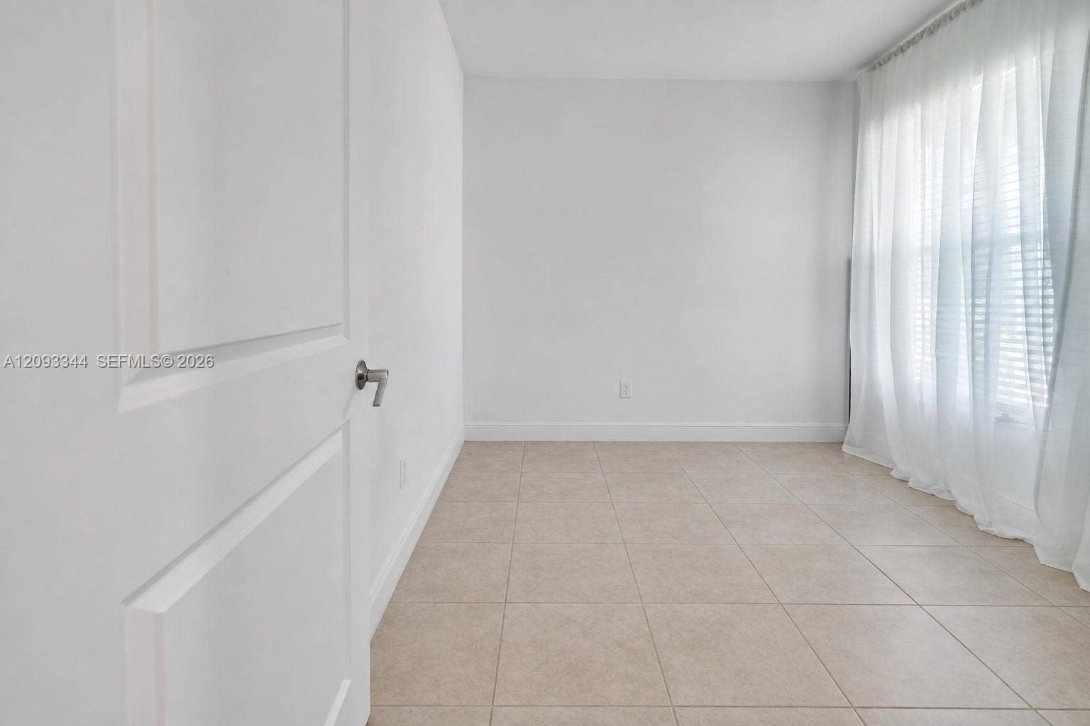 4242 Rosa Drive, Deerfield Beach, FL 33064 DEN room