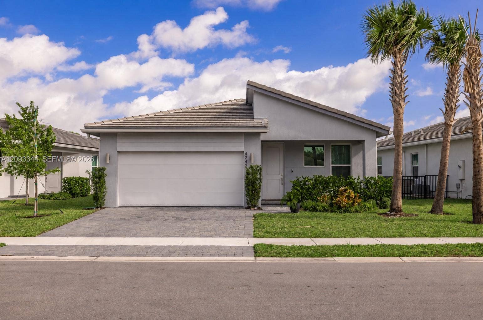4242 Rosa Drive, Deerfield Beach, FL 33064 Photo 1