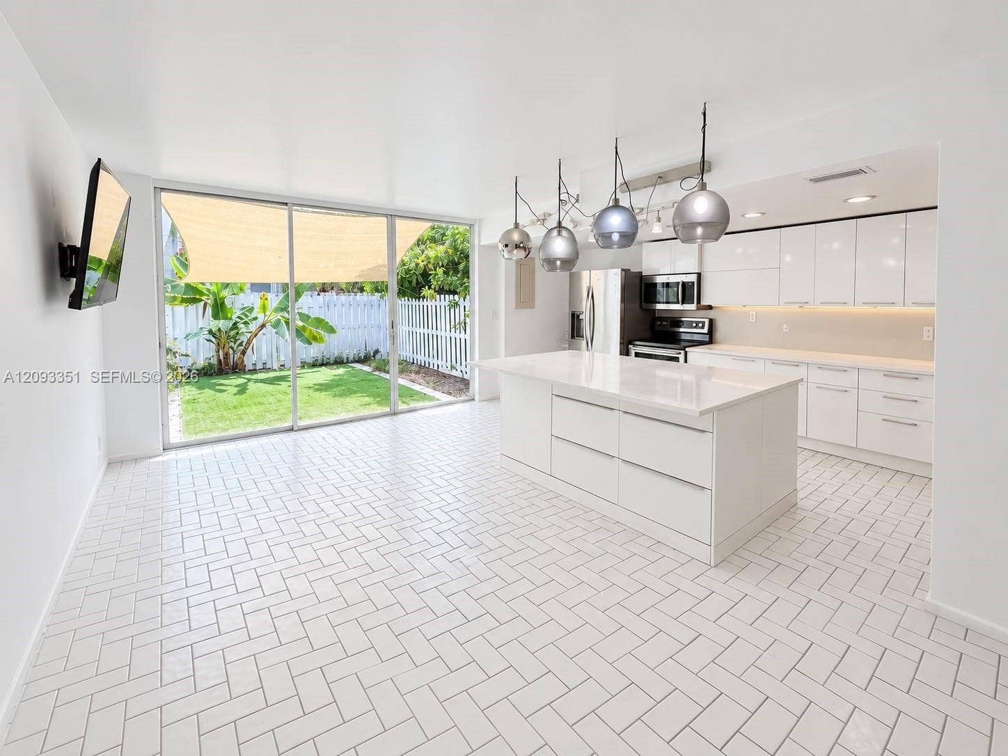 712 NE 26th Avenue, Hallandale Beach, FL 33009 Photo 20