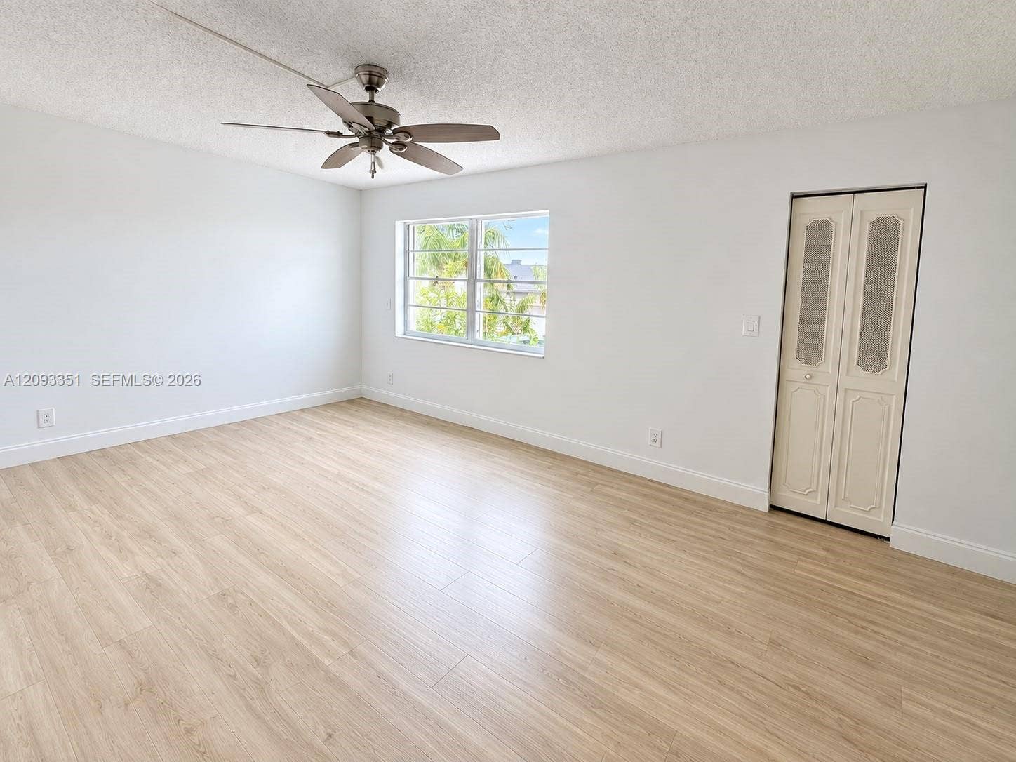 712 NE 26th Avenue, Hallandale Beach, FL 33009 second floor