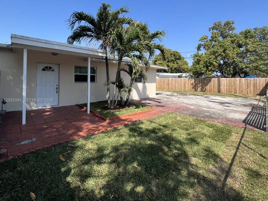 Property photo for 991 E 20th Street, Hialeah, FL