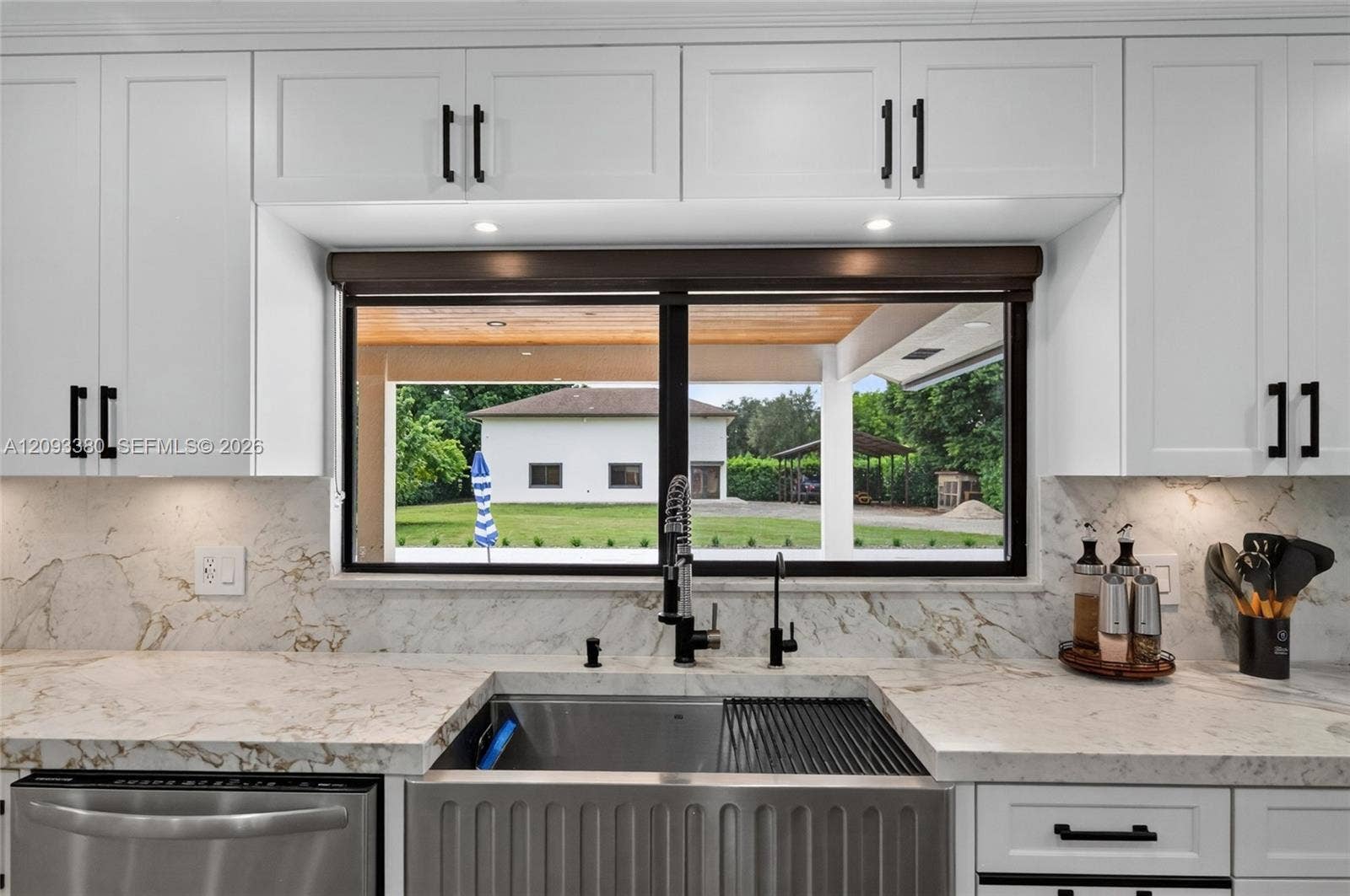 IMPACT WINDOWS/DOORS