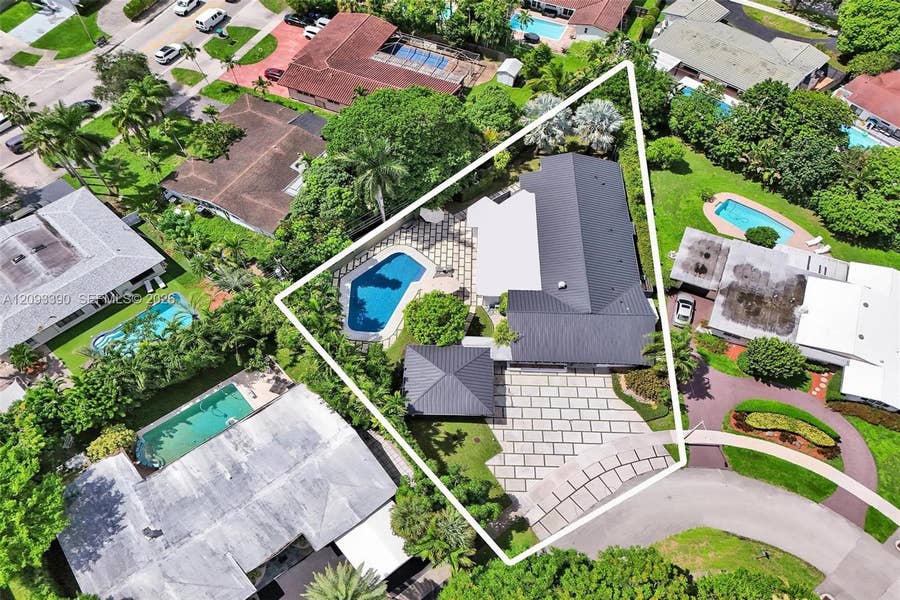 Property photo for 20100 NE 20th Court, Miami, FL