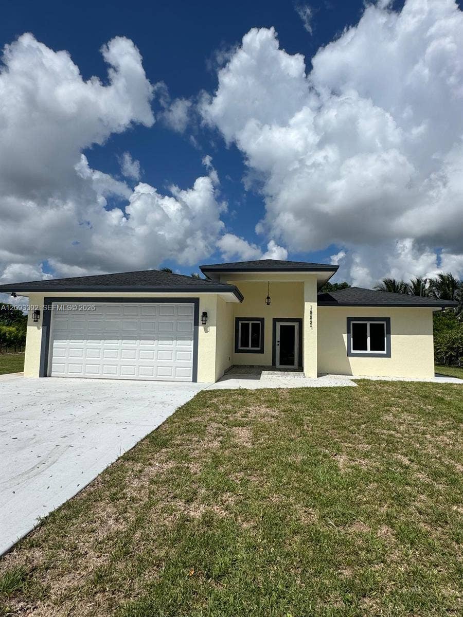 Property photo for 19527 SW 325th Lane, Homestead, FL