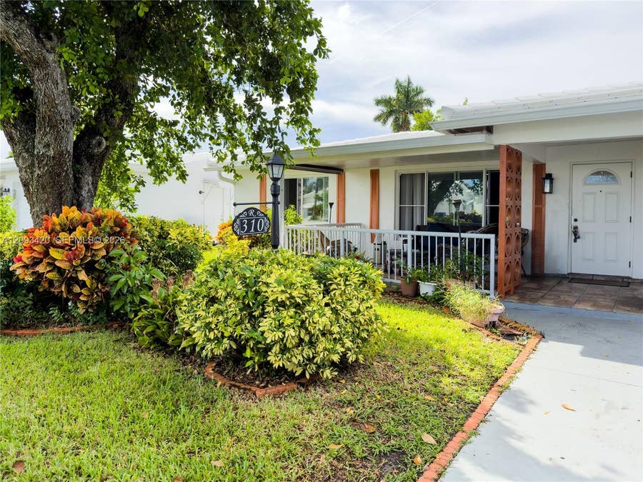 Property photo for 310 NW 25th Court, Pompano Beach, FL