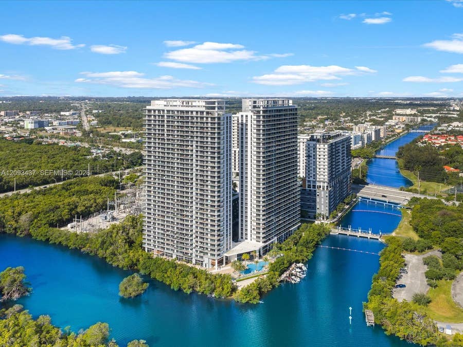 Property photo for 16385 Biscayne Boulevard, #3103, North Miami Beach, FL