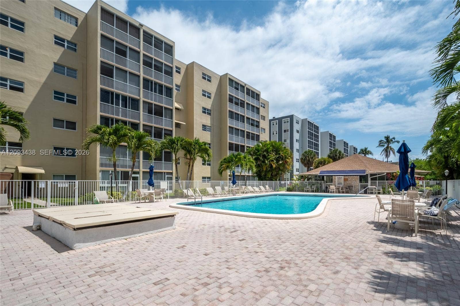 610 NE 12th Avenue, #602, Hallandale Beach, FL 33009 Photo 21