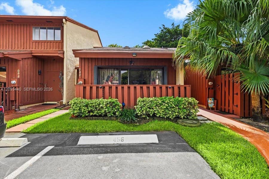 Property photo for 458 SE 11th Terrace, Dania Beach, FL