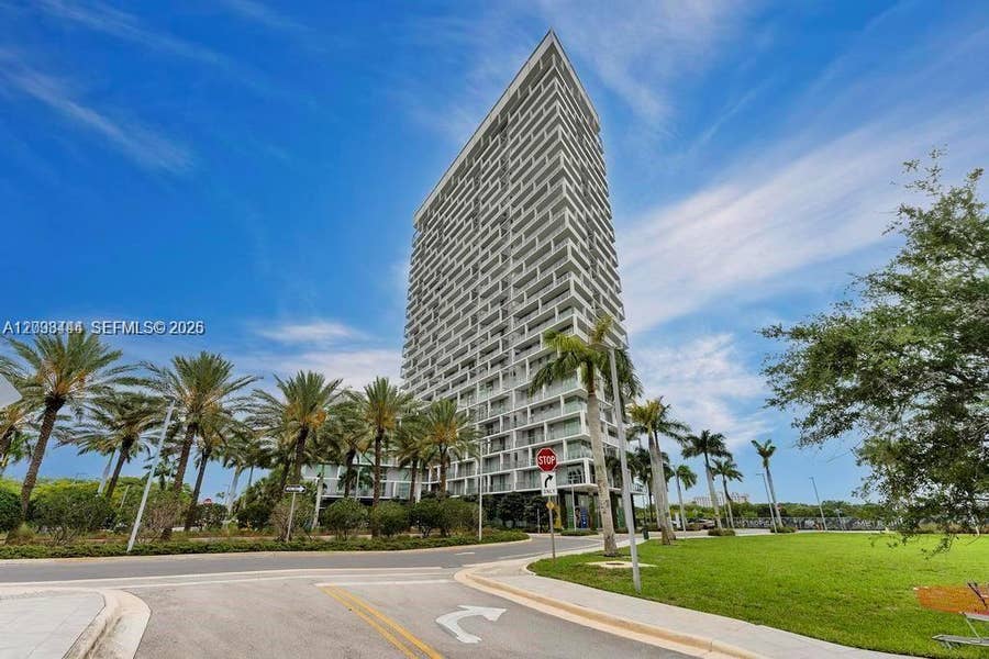 Property photo for 2000 NE Metropica Way, #507, Sunrise, FL