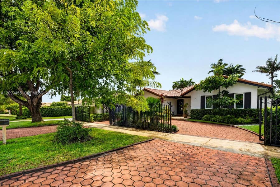 Property photo for 13310 NW 8th Street, Miami, FL