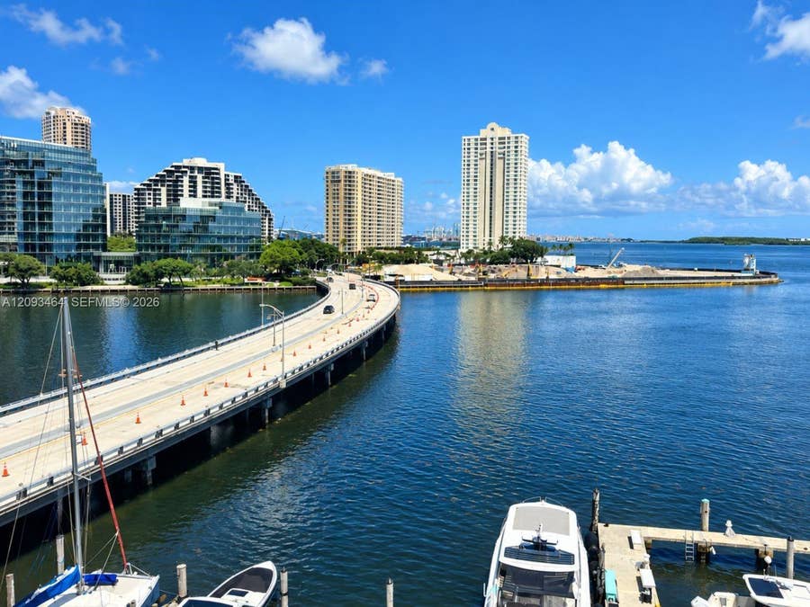 Property photo for 801 Brickell Bay Drive, #769, Miami, FL