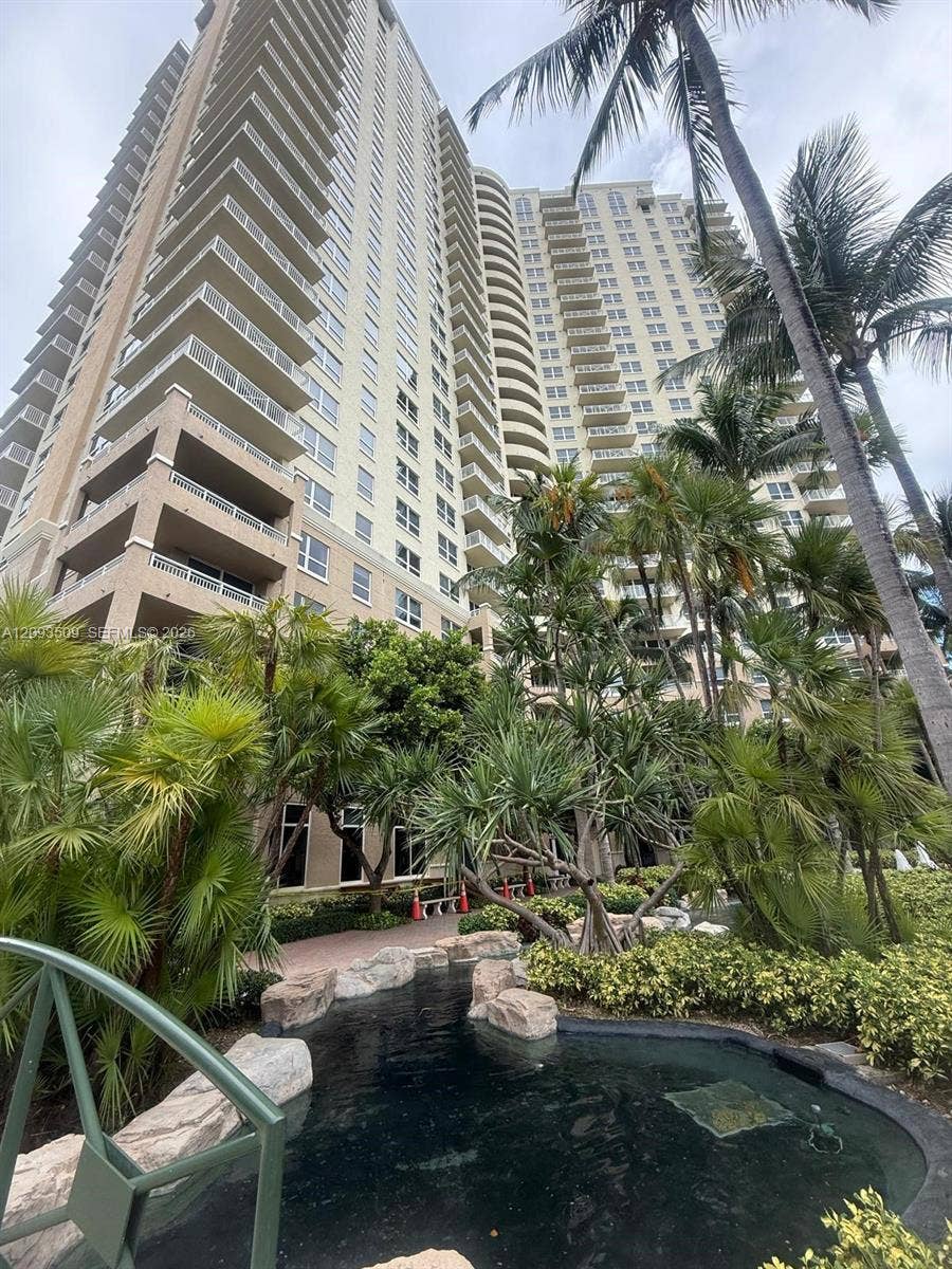 19501 W Country Club Drive, #TS-03, Aventura, FL 33180 Photo 28