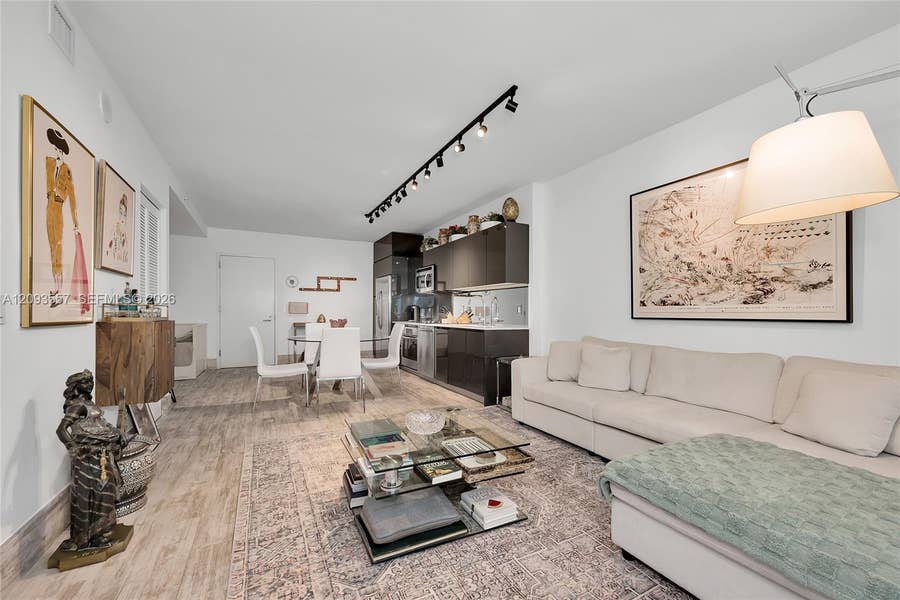 Property photo for 31 SE 6th Street, #304, Miami, FL
