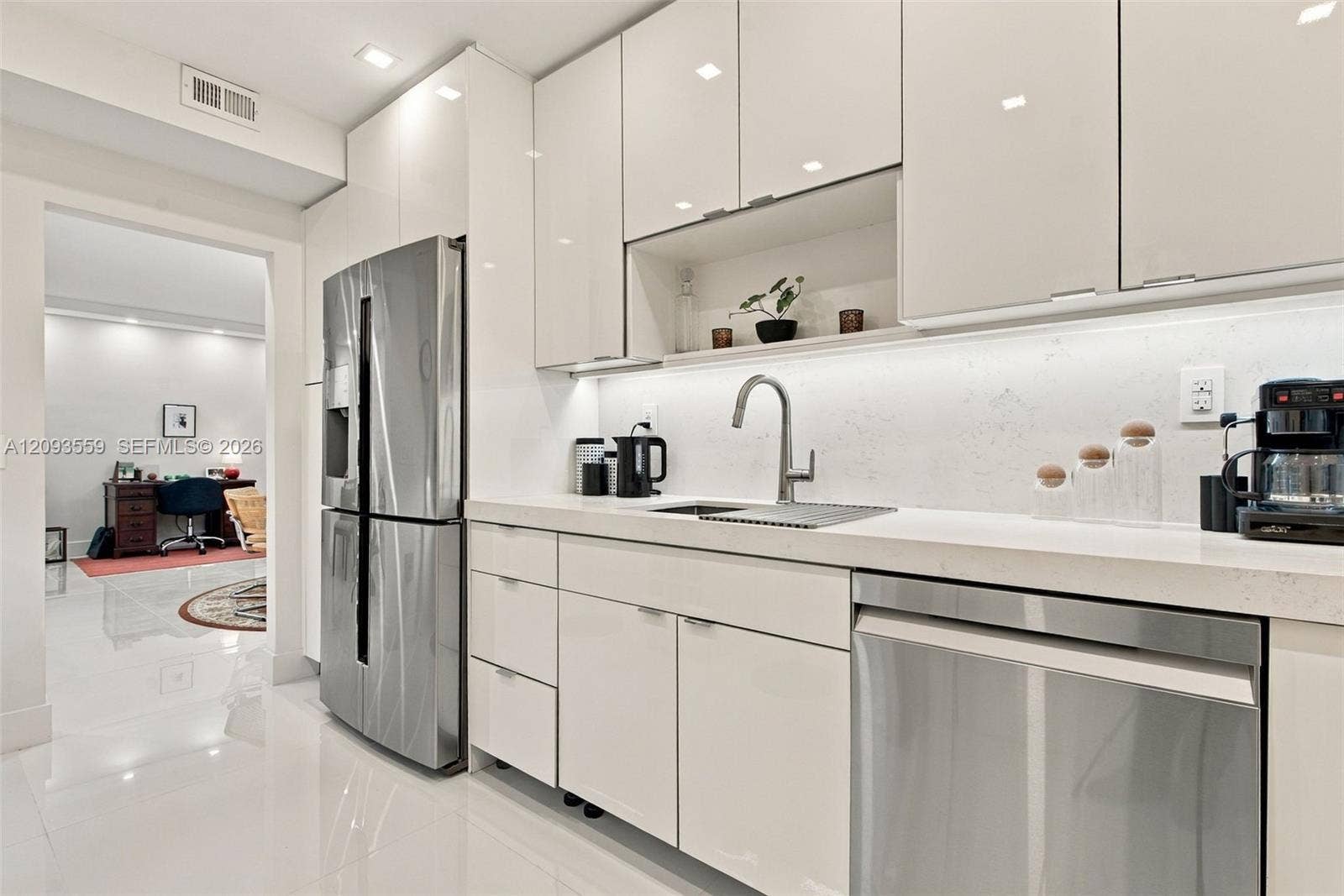 10185 Collins Avenue, #506, Bal Harbour, FL 33154 Photo 14