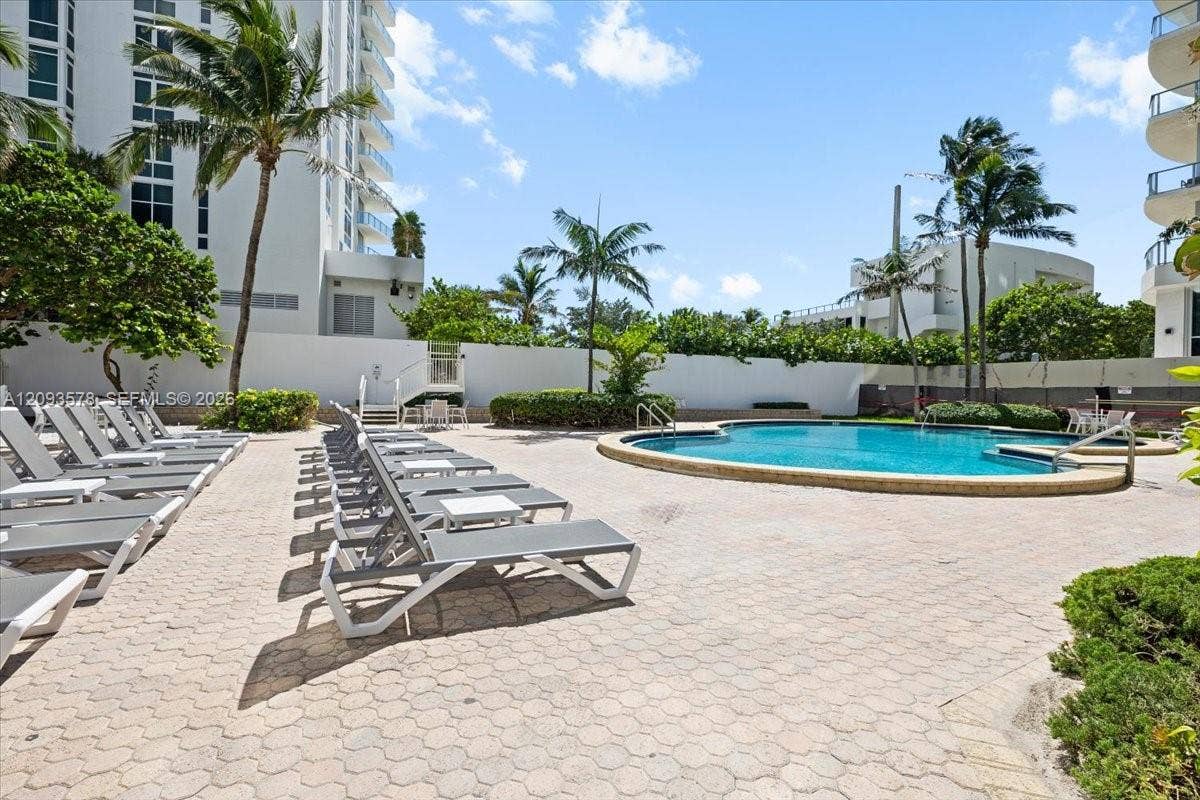 4001 S Ocean Drive, #4C, Hollywood, FL 33019 Photo 2