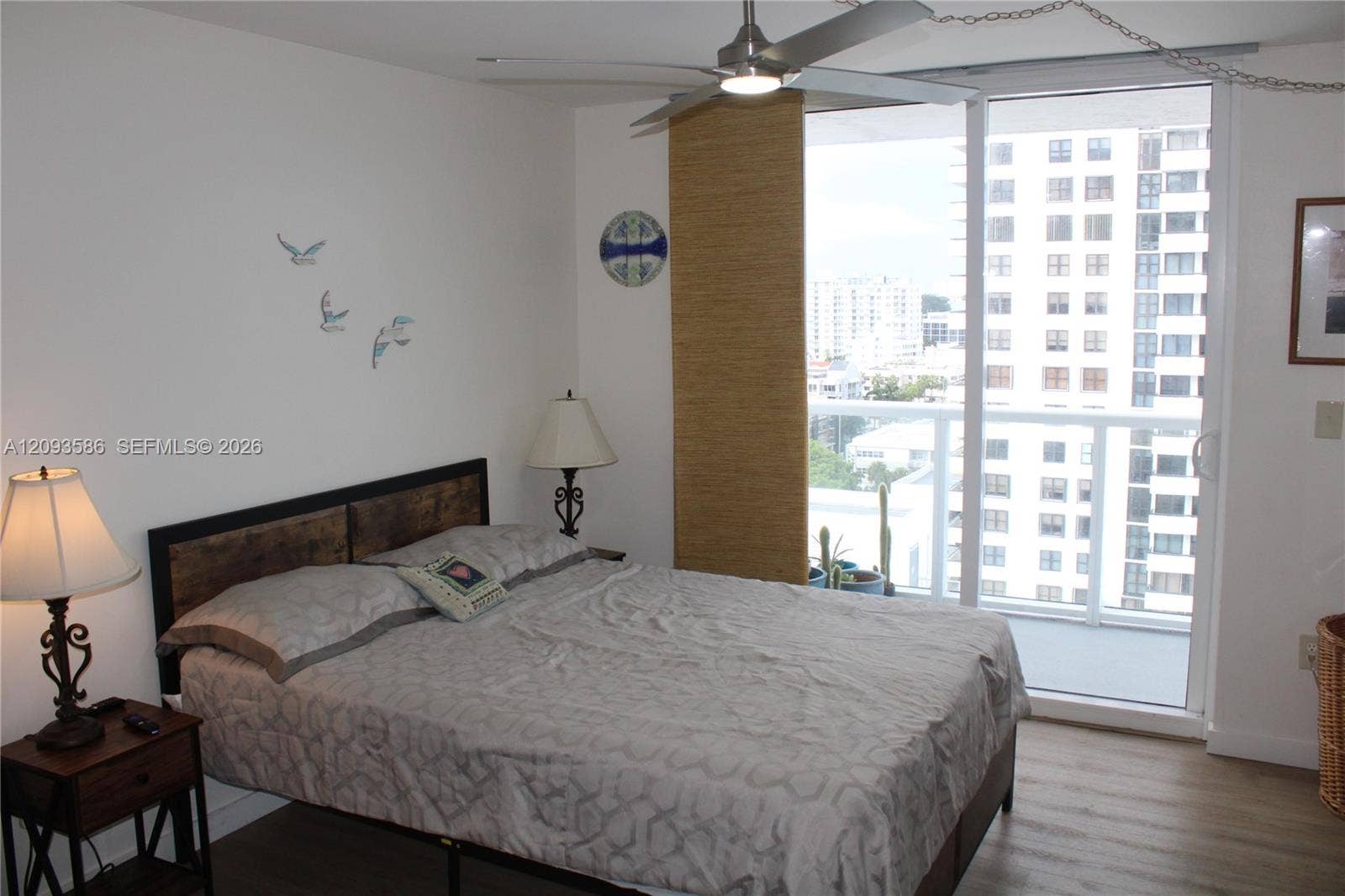 2457 Collins Avenue, #1502, Miami Beach, FL 33140 Photo 18