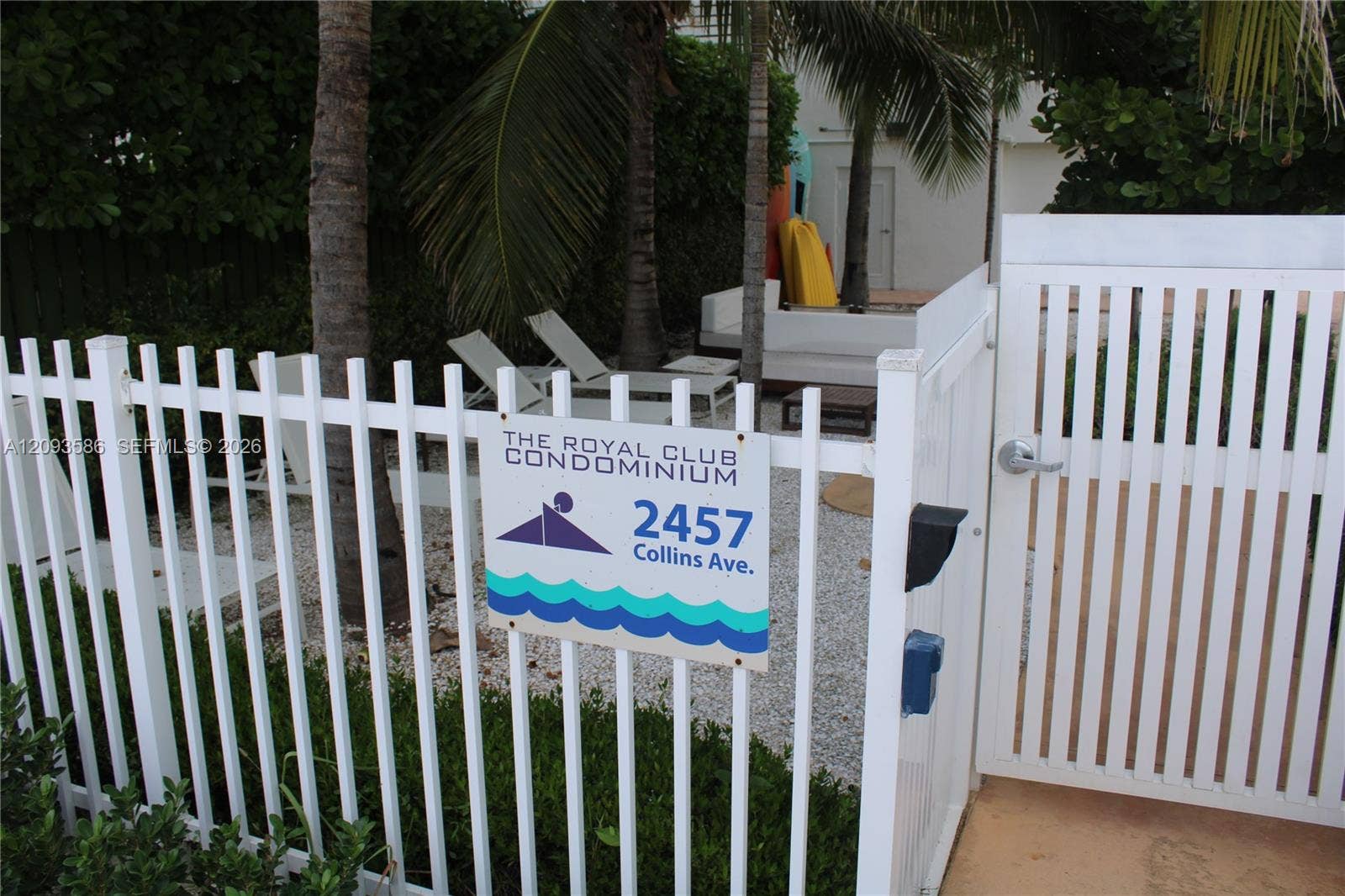 2457 Collins Avenue, #1502, Miami Beach, FL 33140 Photo 10
