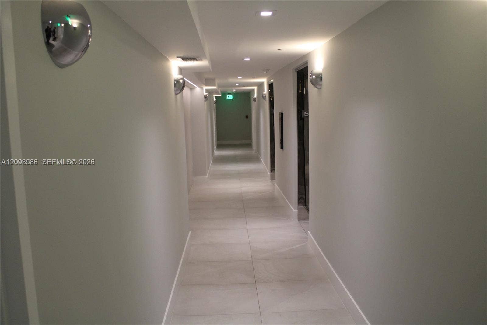 2457 Collins Avenue, #1502, Miami Beach, FL 33140 Photo 11