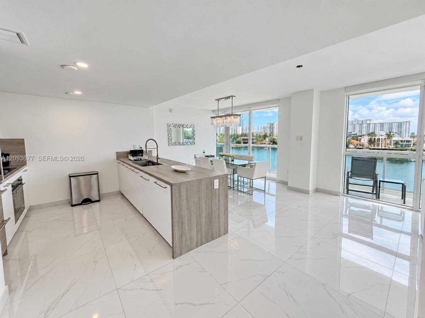 400 Sunny Isles Boulevard, #403, Sunny Isles Beach, Sunny Isles Beach, FL 33160 Photo 12