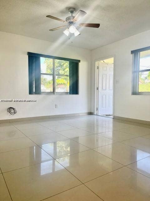 310 SW 10th Terrace, Hallandale Beach, FL 33009 Photo 5