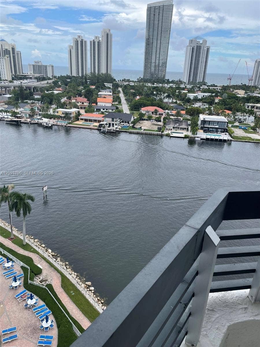 19101 NE 36th Court, #1612, Aventura, FL 33180 Photo 4
