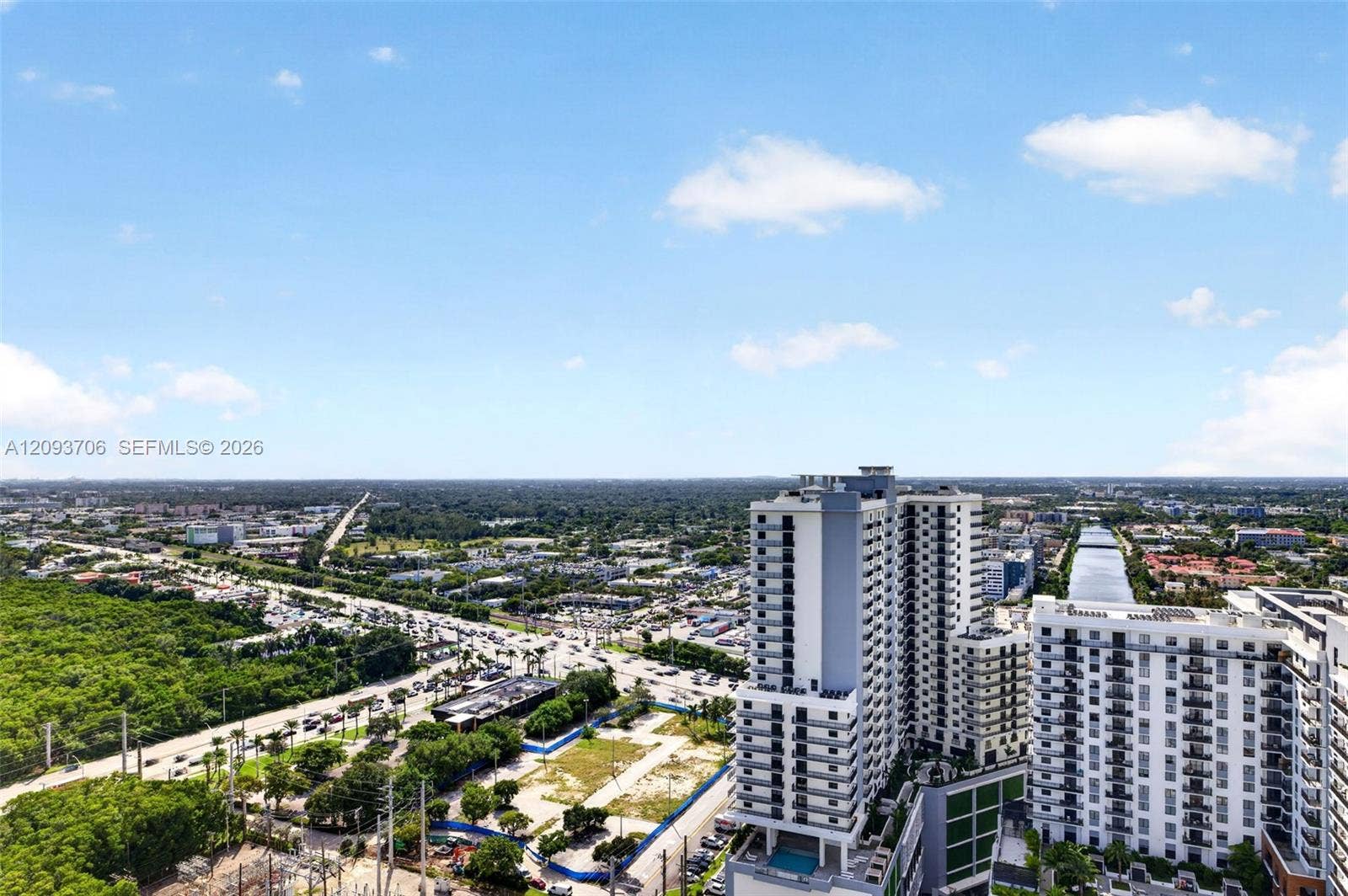 16385 Biscayne Boulevard, #LPH17, North Miami Beach, FL 33160 Photo 48