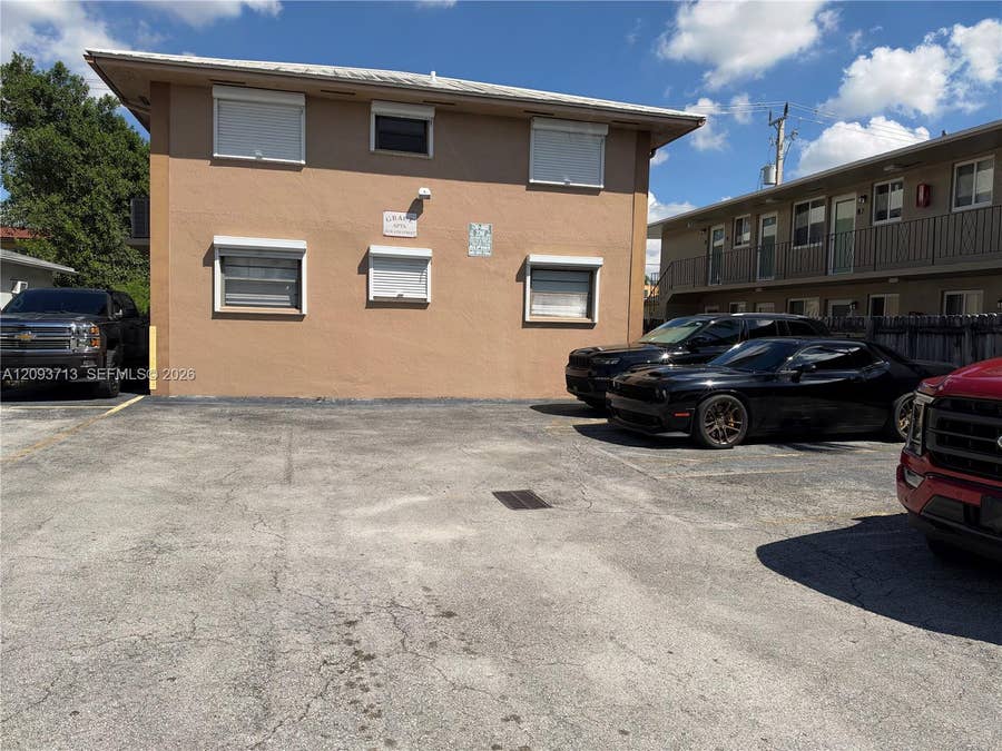 Property photo for 25 W 4th Street, #201, Hialeah, FL