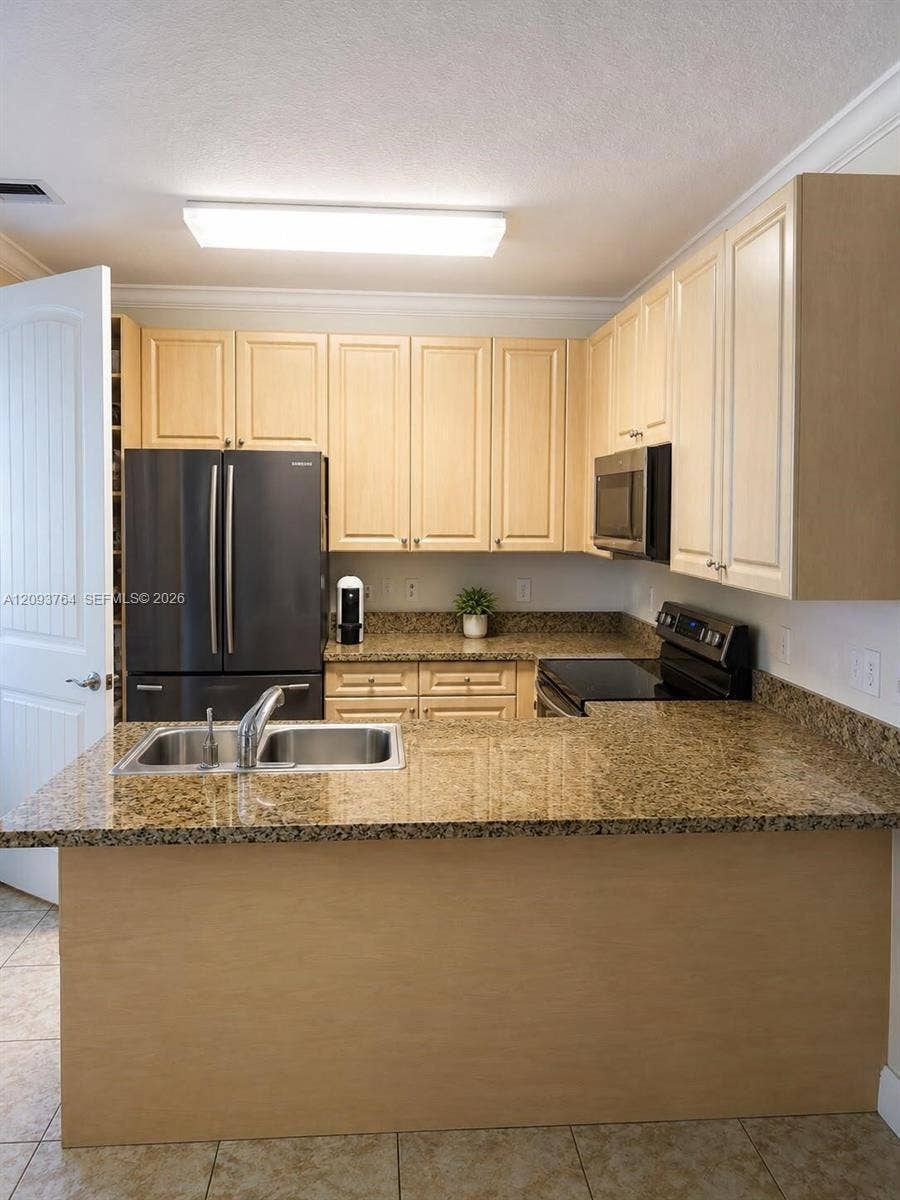 841 S Ocean Boulevard, Pompano Beach, FL 33062 Photo 20