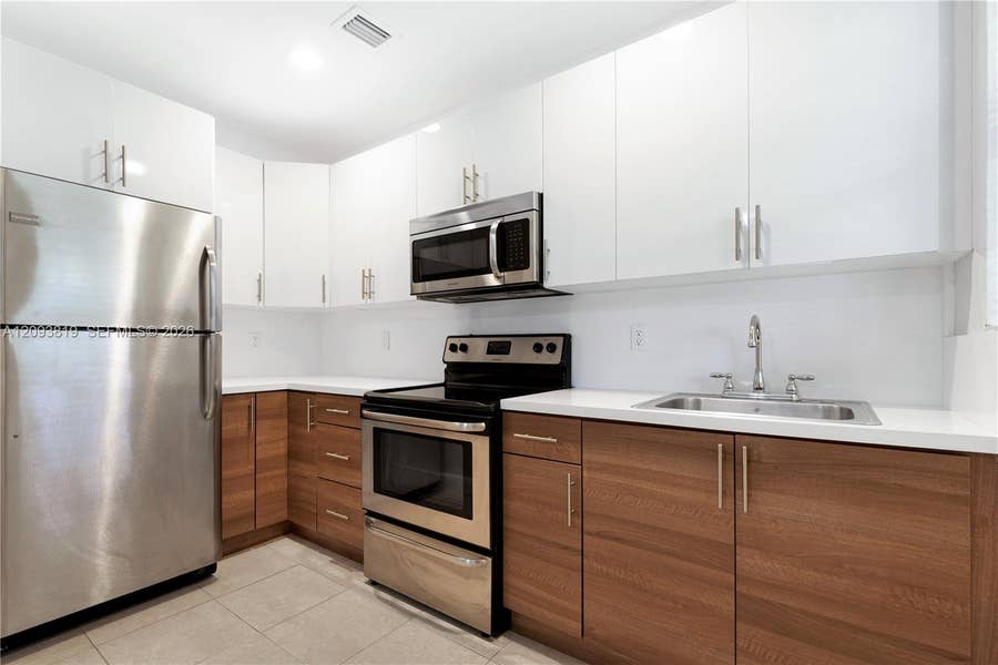 Property photo for 214 Salamanca Avenue, #3, Coral Gables, FL