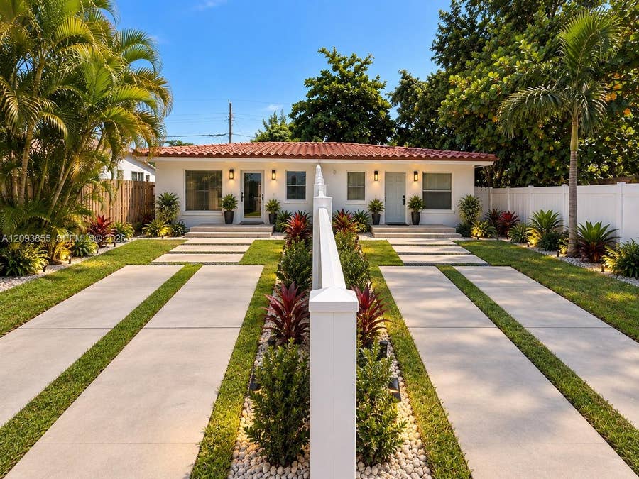 Property photo for 1420 N Andrews Avenue, Fort Lauderdale, FL