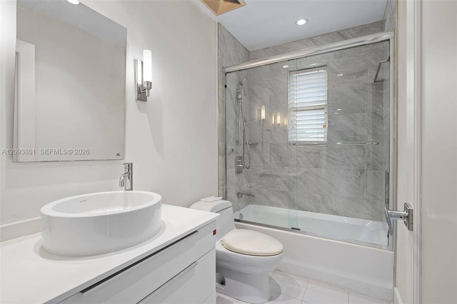 1254 NW 102nd Way, Coral Springs, FL 33071 BATHROOM