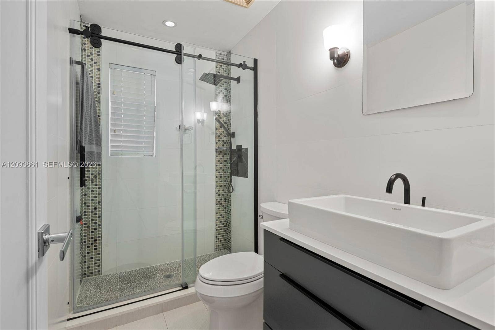 1254 NW 102nd Way, Coral Springs, FL 33071 BATHROOM