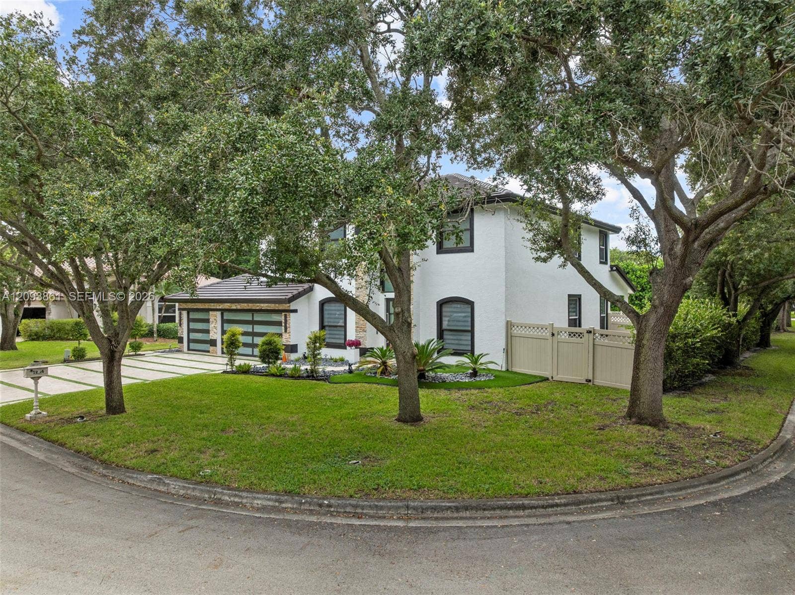 1254 NW 102nd Way, Coral Springs, FL 33071 FRONT OF STRUCTURE