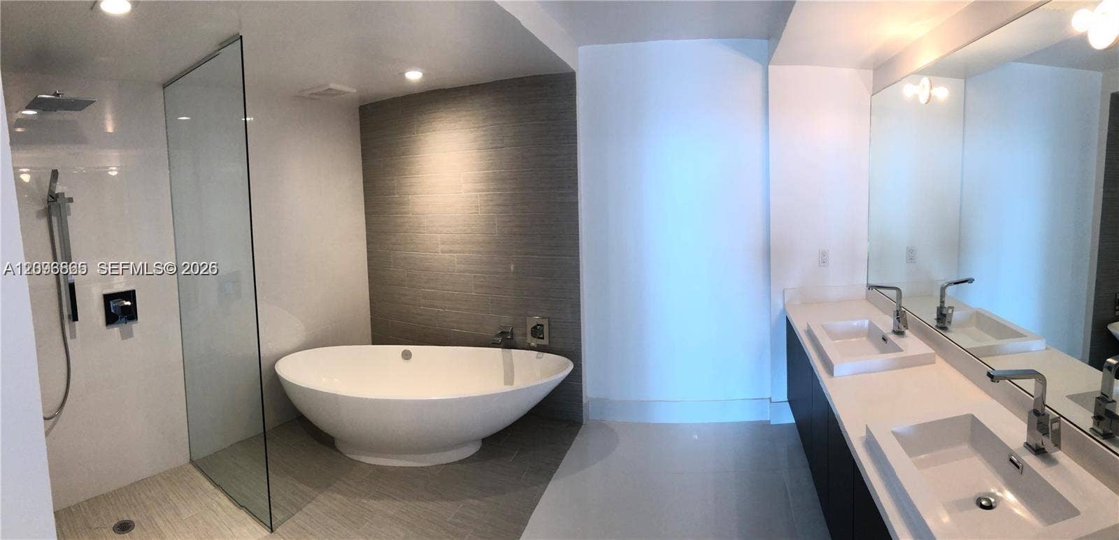 300 Sunny, #4-1906, Sunny Isles Beach, Sunny Isles Beach, FL 33160 Photo 5