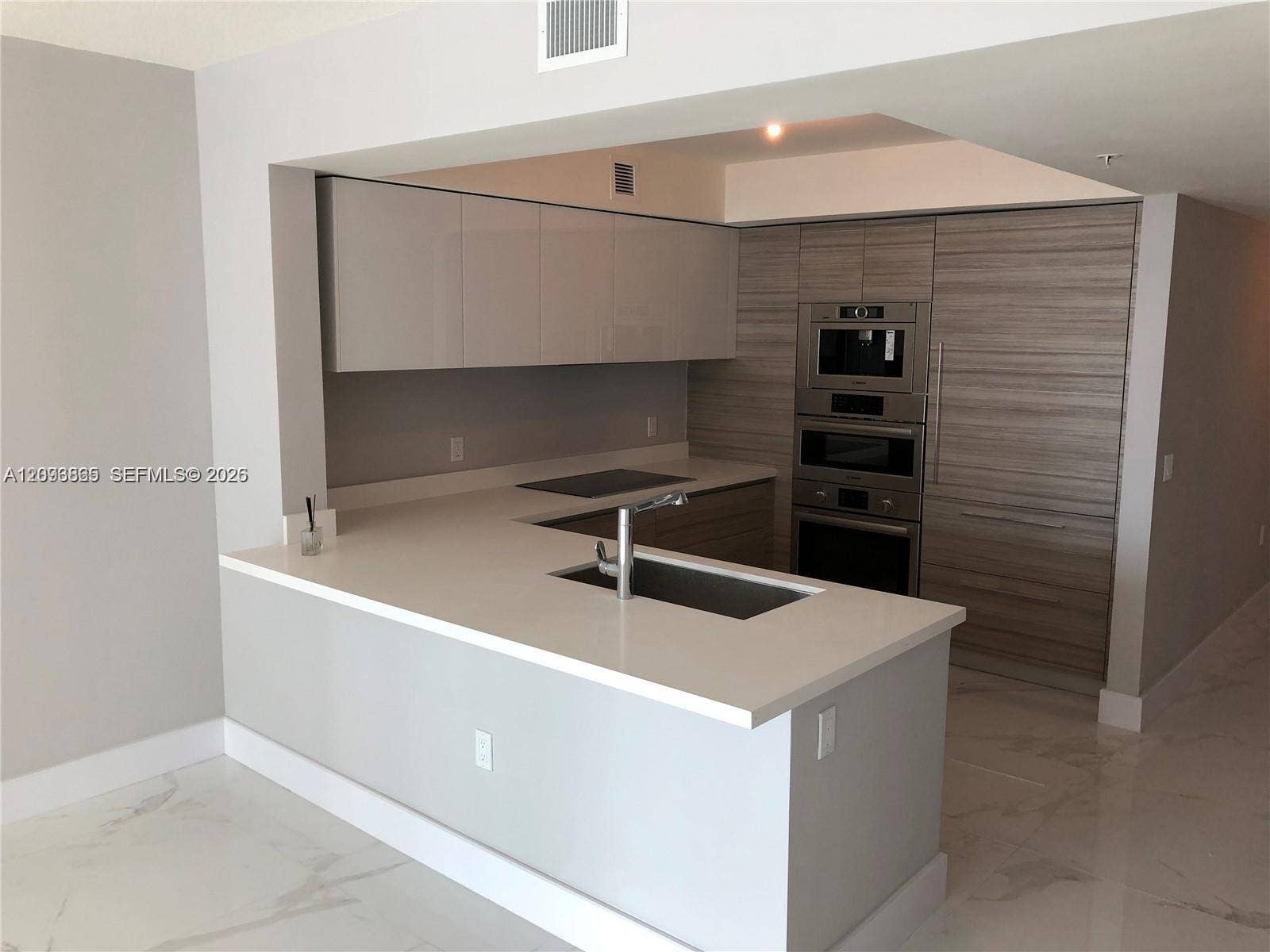 300 Sunny, #4-1906, Sunny Isles Beach, Sunny Isles Beach, FL 33160 Photo 3