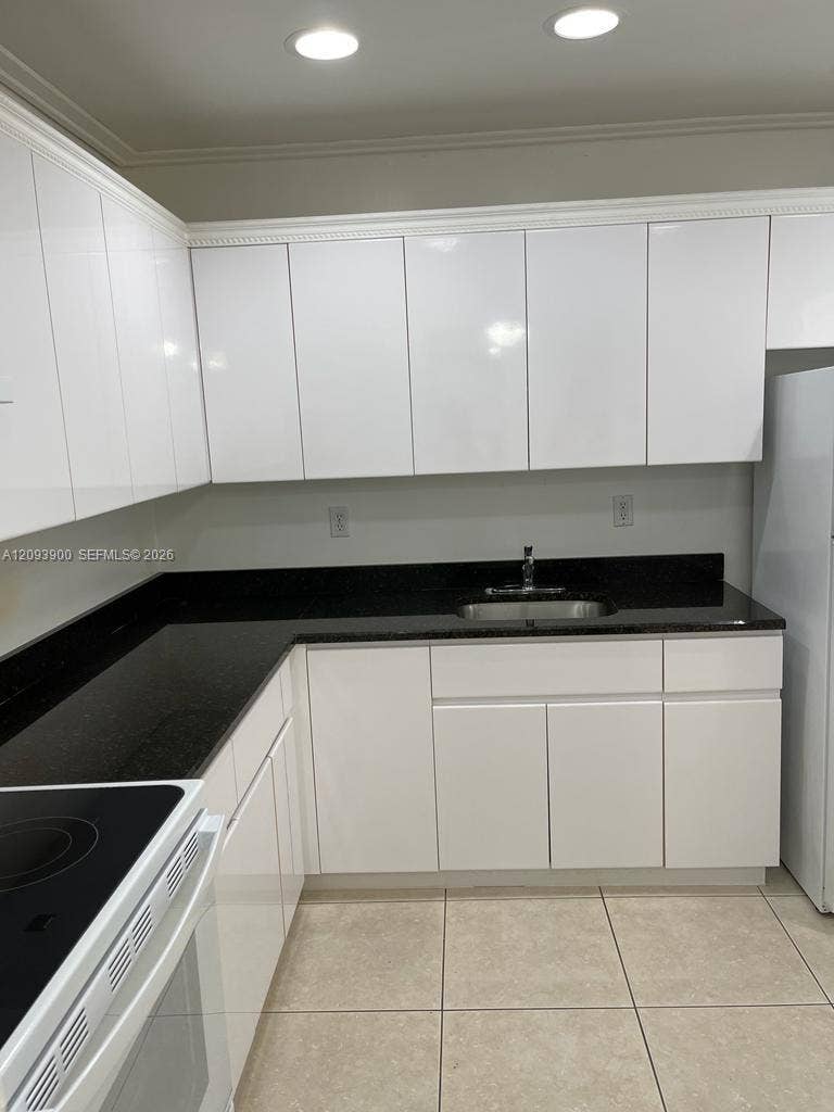 Property photo for 724 NE 4th Street, #8, Hallandale Beach, FL