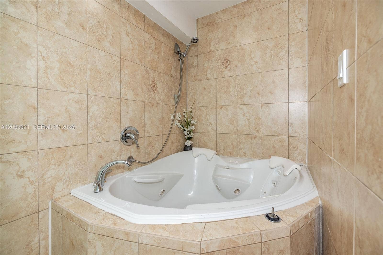 5225 Collins Avenue, #1114, Miami Beach, FL 33140 Photo 21
