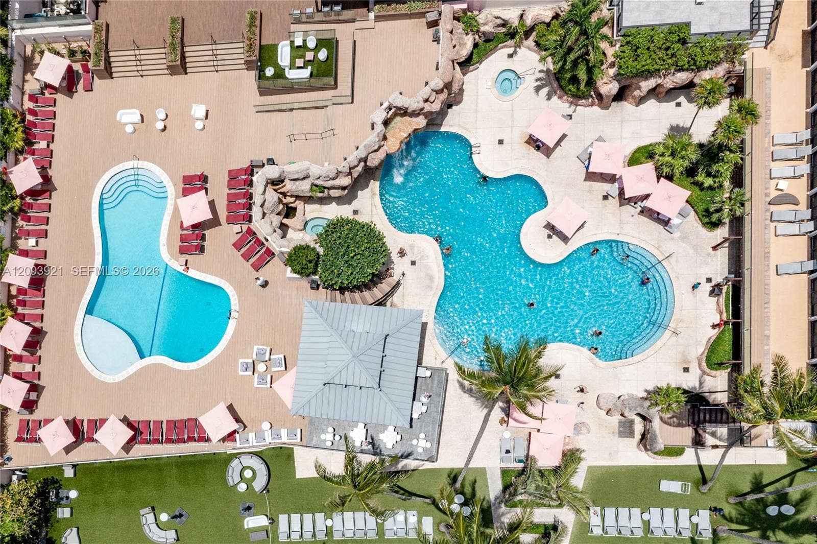 5225 Collins Avenue, #1114, Miami Beach, FL 33140 Photo 2