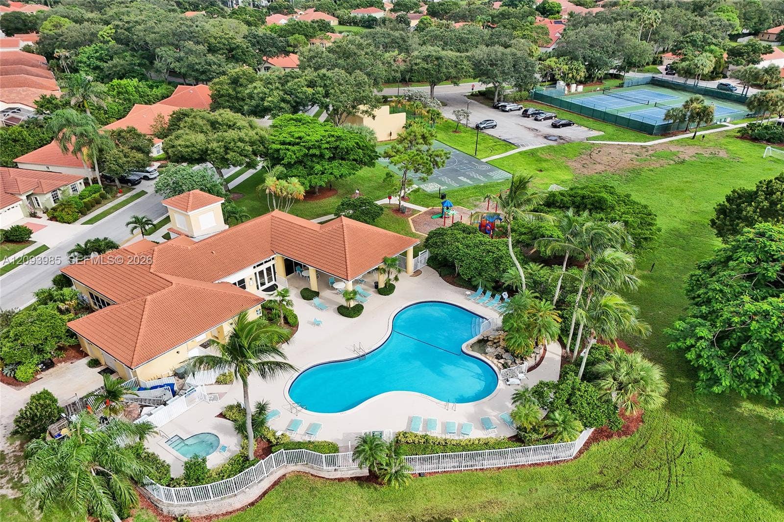 1014 Aspri Way, Palm Beach Gardens, FL 33418 Photo 13